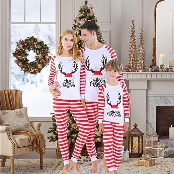 Holiday Pajamas Unisex Size 6 New! - Picture 2 of 10